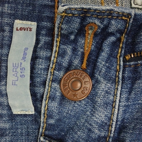 Levi's 515 Flare Blue Medium Wash Five Pocket Mid Rise Flare Leg Denim Jean - Picture 6 of 16